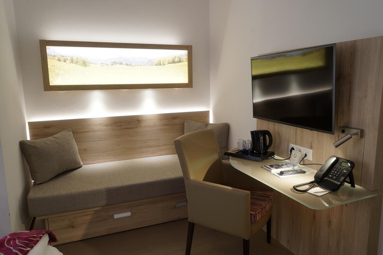 Edel Weiss Hotel BRE