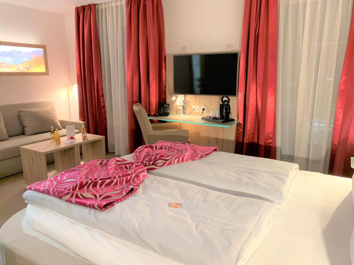 Edel Weiss Hotel